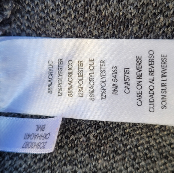 Calvin Klein sweater - Picture 4 of 7